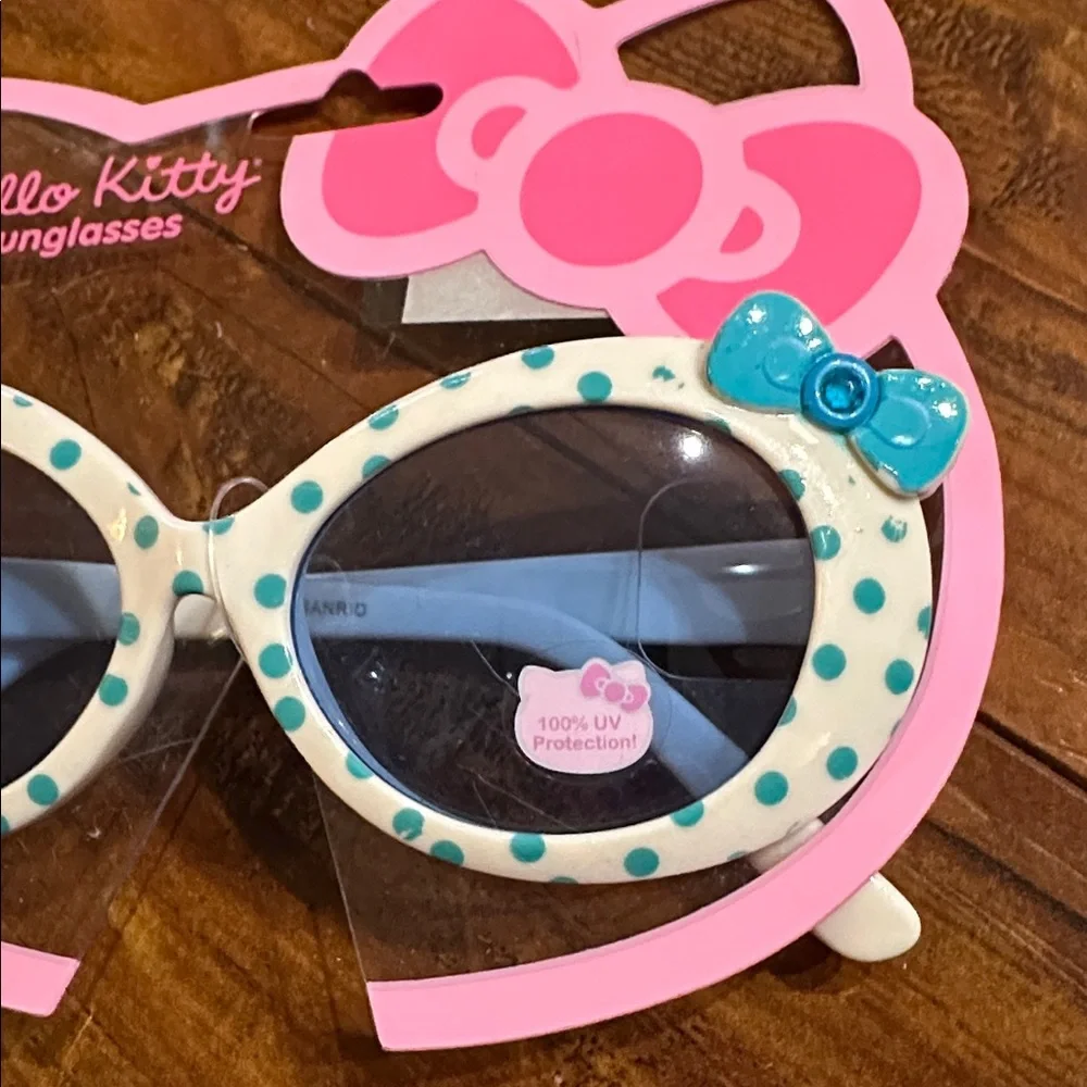 NWT Hello Kitty Kids Sunglasses Sanrio Blue Polka Dot w/ Bonus Accessories